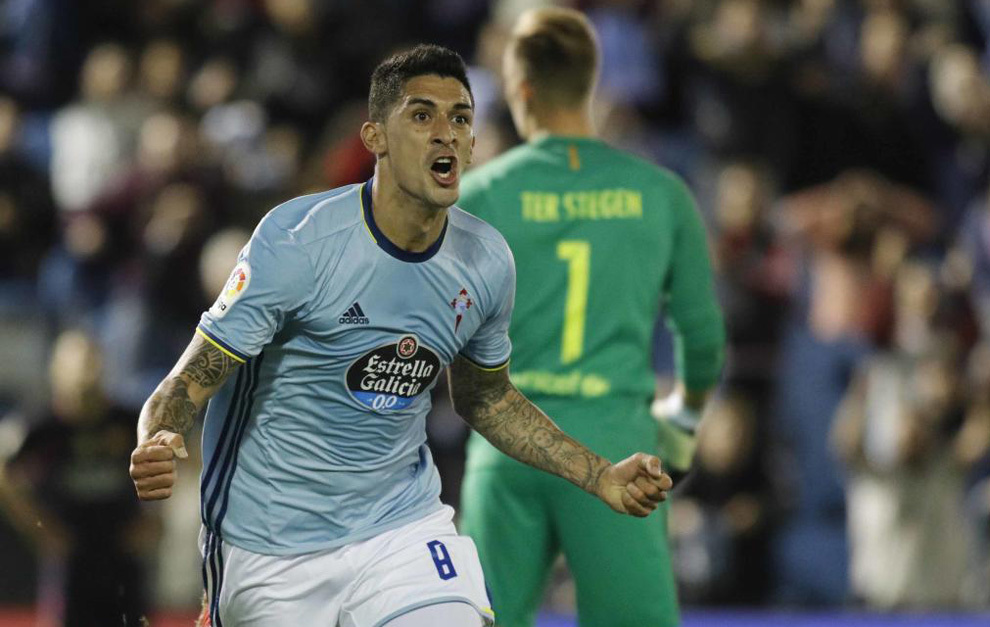 詹姆斯关键时刻稳住节奏（决胜时刻，詹姆斯掌控比赛节奏）