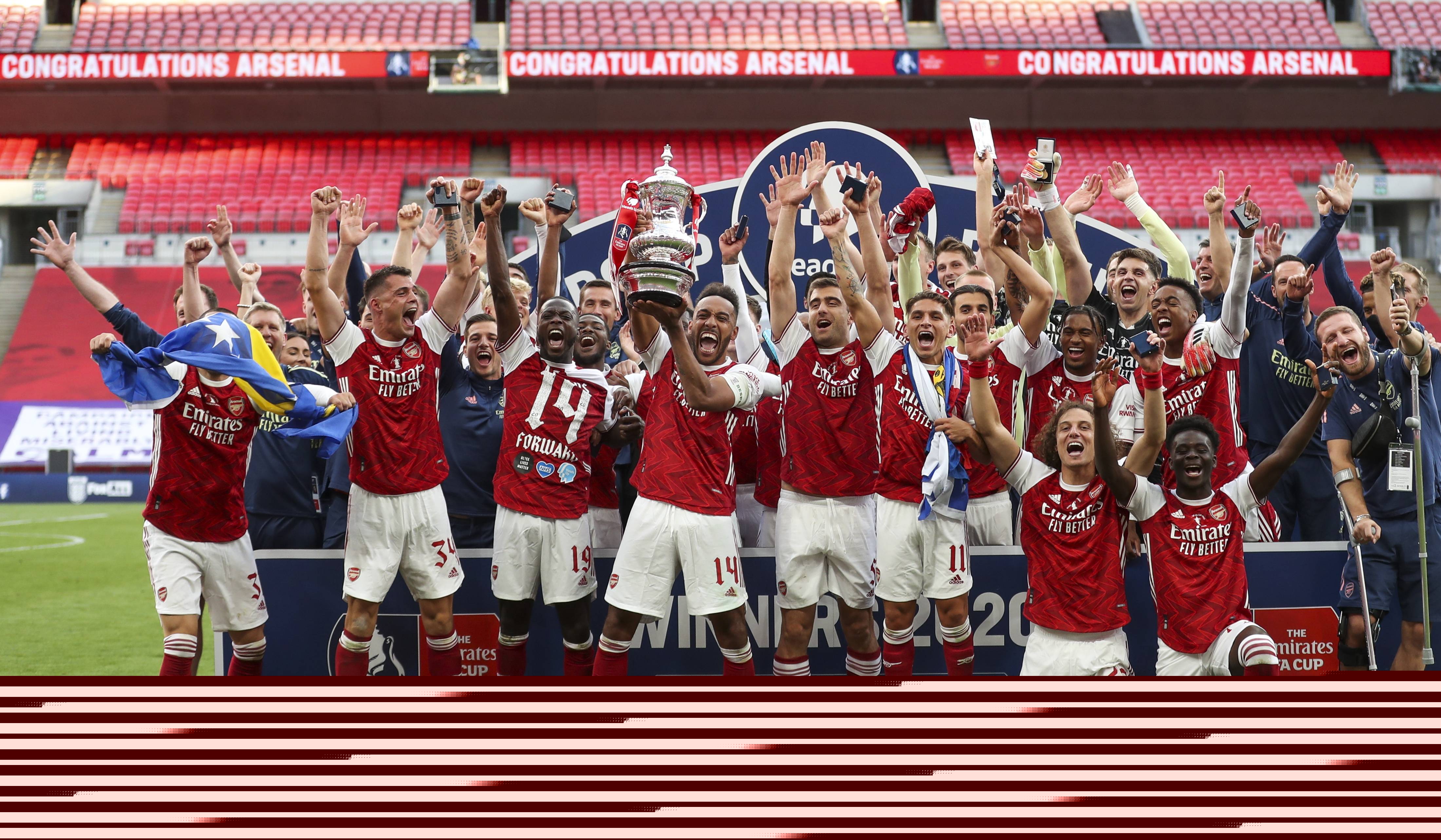 球星连续三次强打成功（球星三度强打告捷）