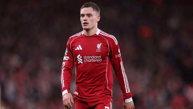 曼联计划打破转会纪录，签下埃利奥特·安德森和马特塔，争夺关键球员。（曼联欲刷新转会纪录，追逐埃利奥特·安德森与马特塔，力争关键目标）