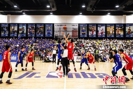 申花3-1津门虎连续两年屈居亚军，李嗣镕首秀即破门，吴曦点射（申花3-1力克津门虎，连续两季屈居亚军；李嗣镕首秀破门、吴曦点射建功）