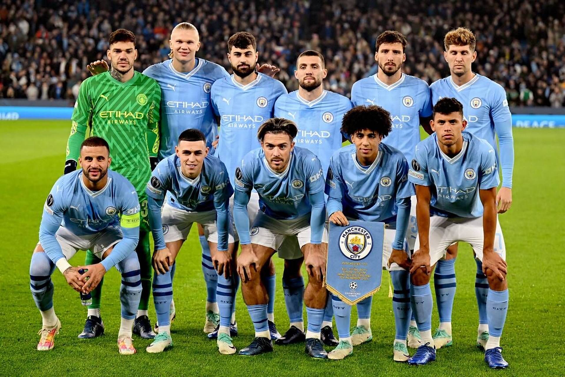 喜讯！谢晖将接受李毅重金邀请出任中超冠军队新帅，值得期待（重磅：谢晖将受李毅高薪相邀执教中超冠军，拭目以待）