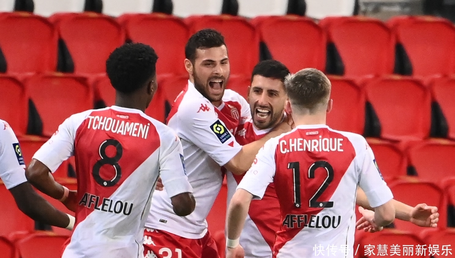 贝纳蒂亚：除了德布劳内，夏窗我们还联系过韦斯利-福法纳（贝纳蒂亚：今夏除德布劳内外，我们也与韦斯利-福法纳有接触）